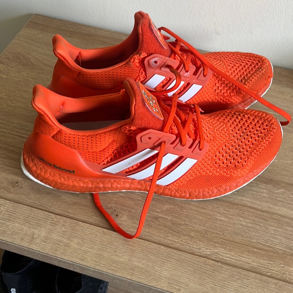 Miami ultra boosts